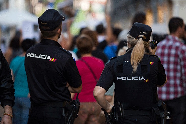 Estrategias para Aprobar las Oposiciones de Policía Nacional