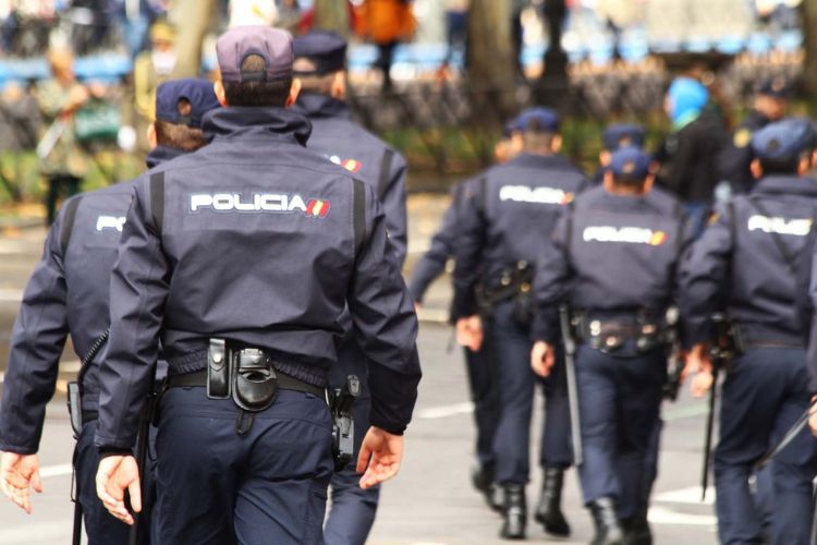 Cuáles son los requisitos para ser Policia Nacional - Imagen destacada